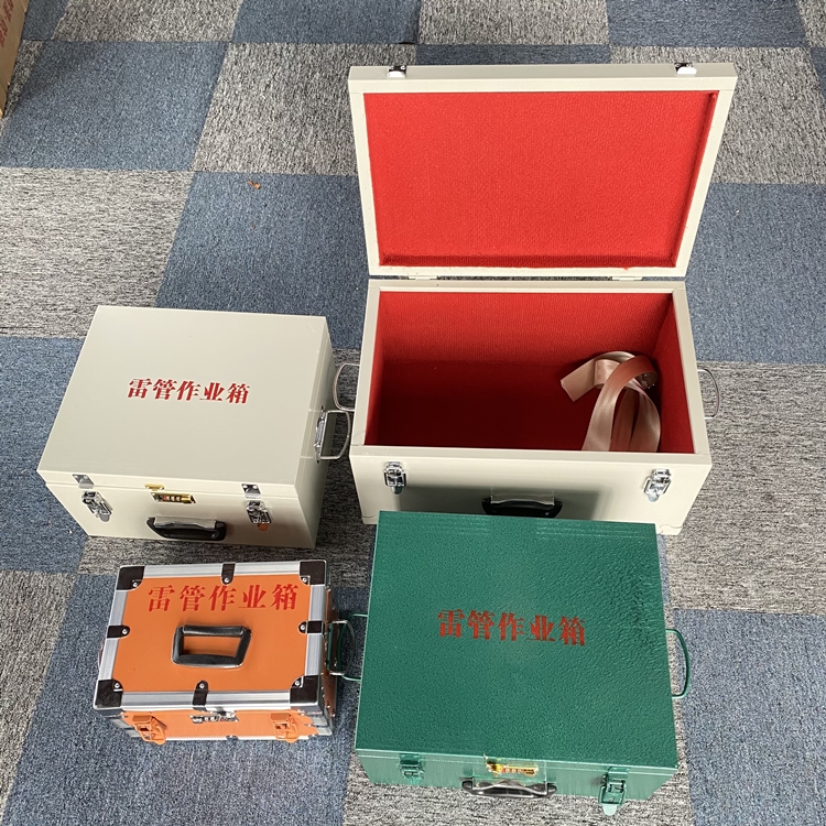 八公山爆破工程作业箱如何选择？玻璃钢与传统材质的全面对比